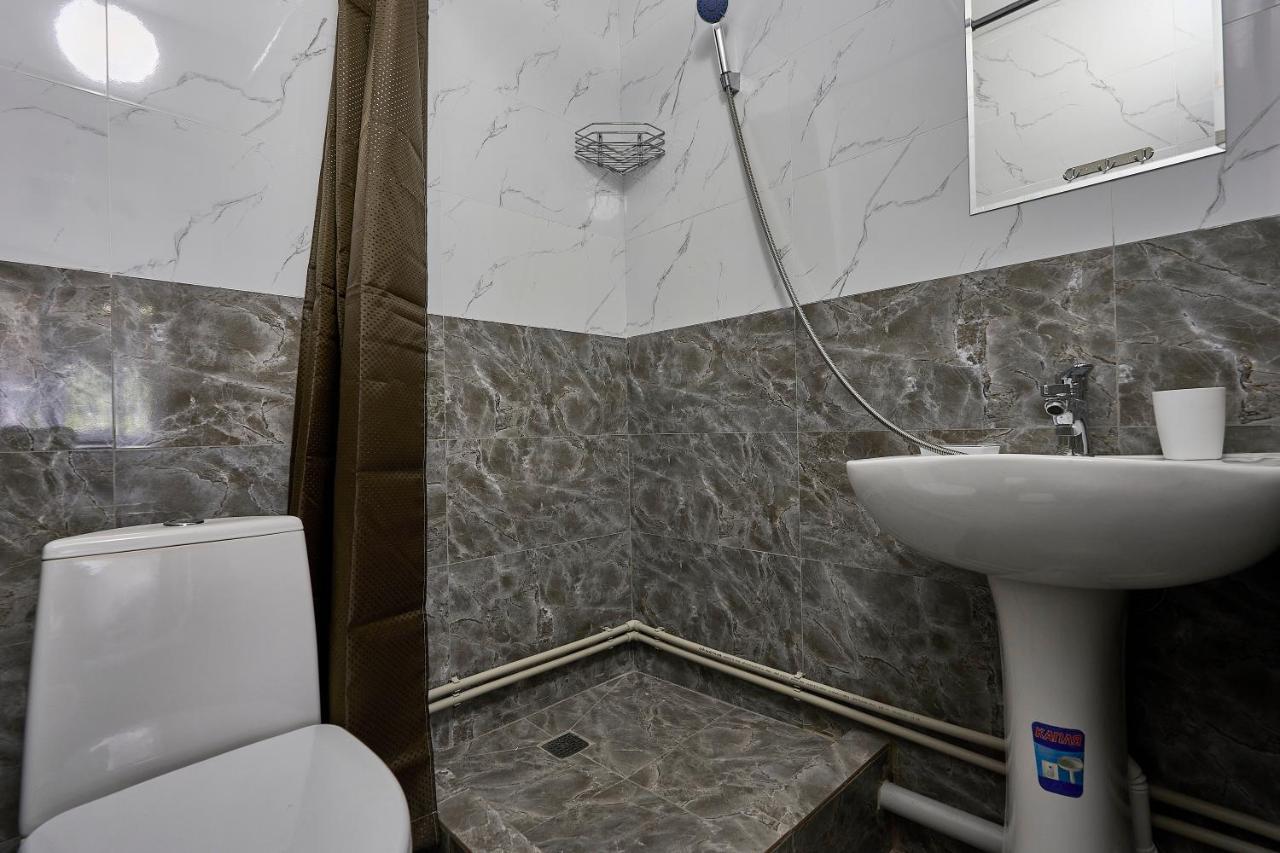 Апарт 33 Aparthotel Almati Kültér fotó