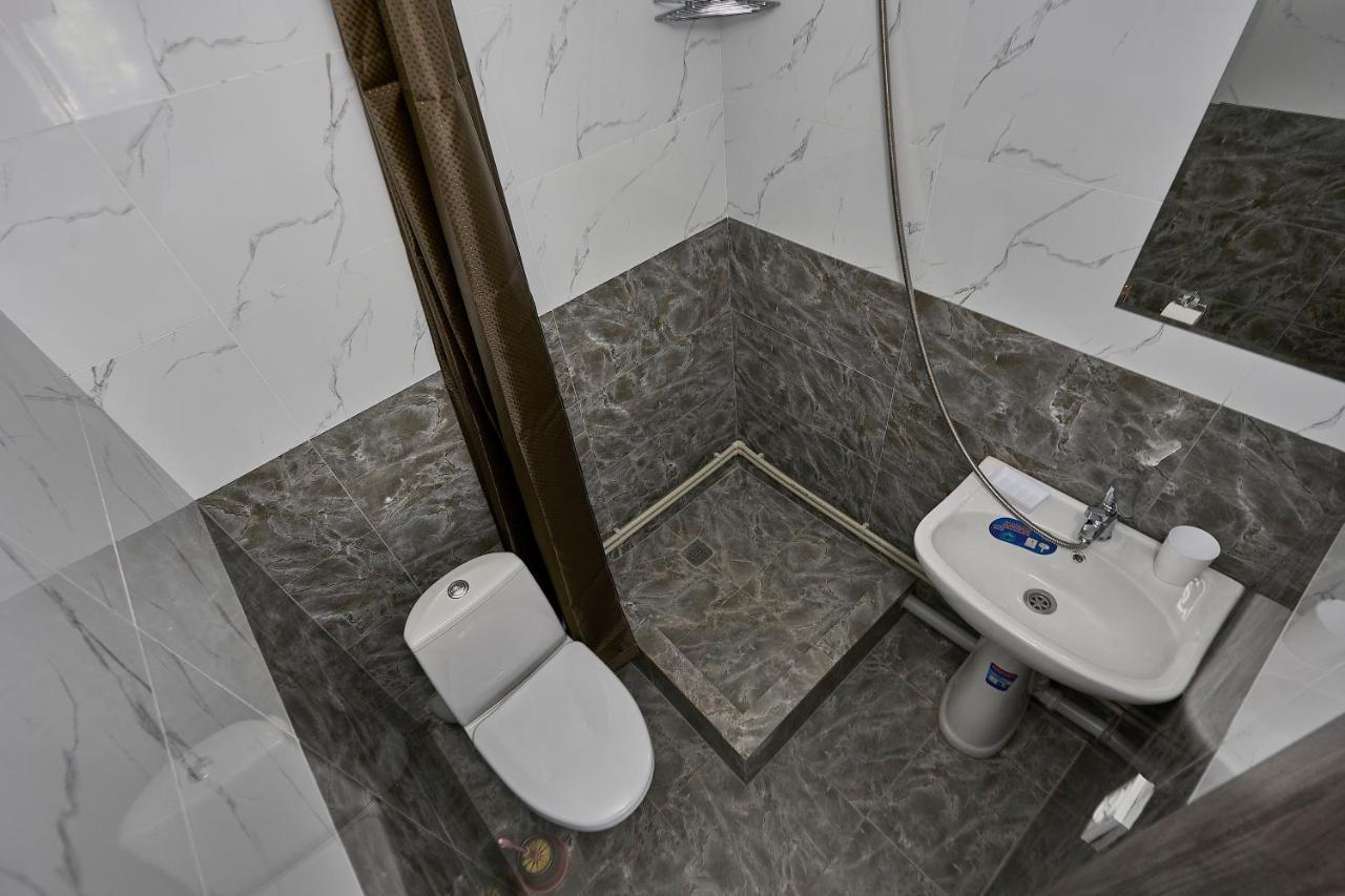 Апарт 33 Aparthotel Almati Kültér fotó