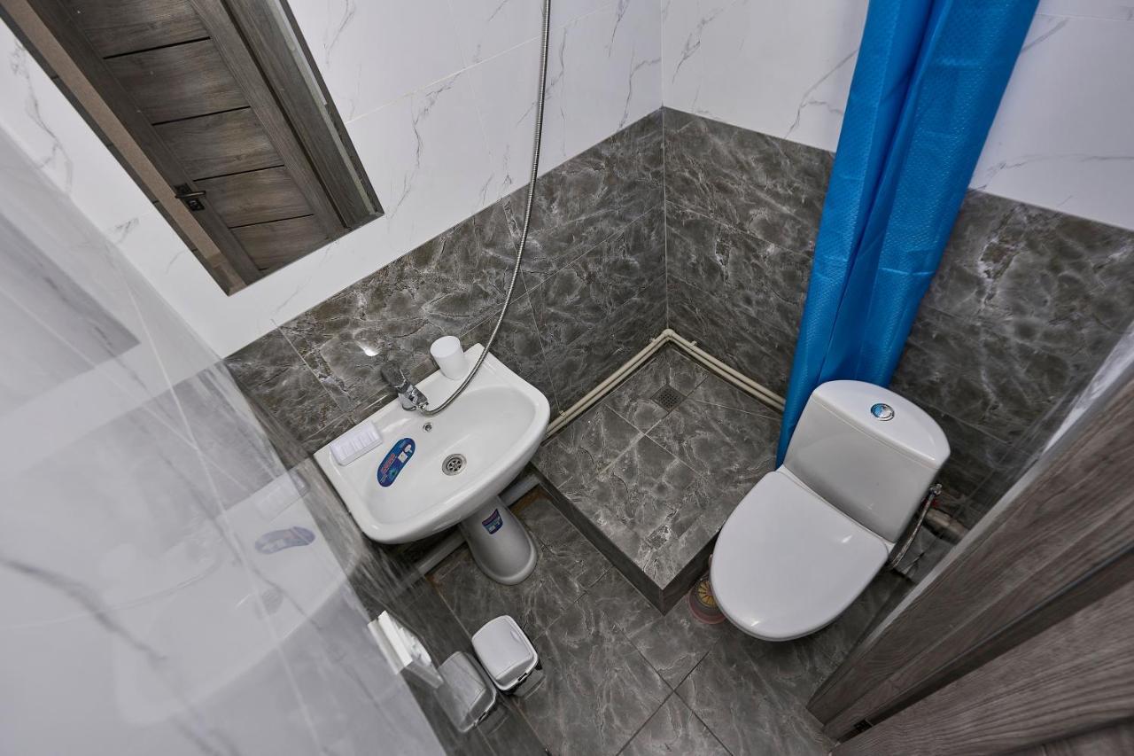 Апарт 33 Aparthotel Almati Kültér fotó