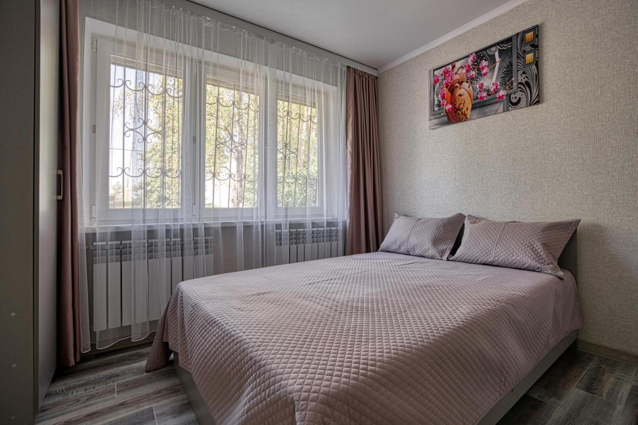 Апарт 33 Aparthotel Almati Kültér fotó
